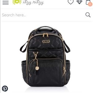 Itzy Ritzy black boss + diaper bag